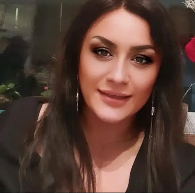 Aslı Ay
